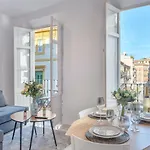 Atenea Deluxe Apartment