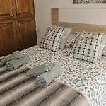 Ideal Holiday Apartament