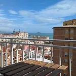 Piso Nuevo Al Lado De La Playa