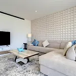 092 - Modern, Spacious El Higueron Apartment With Private Garden & Bbq
