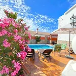 Villa Francisca
