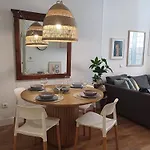 Espacioso apartamento en Plaza de la Merced, exterior con patio, en Centro histórico