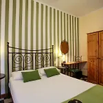 Málaga Lodge Guesthouse
