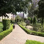 Málaga Lodge Guesthouse