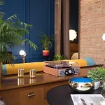 Apartamento de 80 m² en Málaga Centro Ciudad, con 1 habitación(es) y 1 baño(s) privado(s)