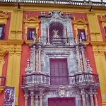 Apartamentos Plaza Del Obispo