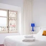Urbanliving Liborio