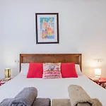Urbanchicmalaga 3 Bedroom Spacious Quiet Historic Malaga Apt