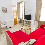 Calle Mezquitilla - Spacious Apartment By La Recepcion