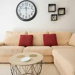 Colon Relax & Quiet Business & Family