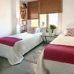 Beach And The City Apartment