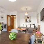 Ambb-Private Patio-Steps Away From Old Town