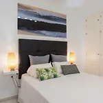 Ml3C-Marble Penthouse-Prime Location-High Ceilings