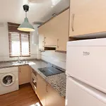 Holidays By The Sea Apartments
