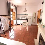 Barbatuke - Art & Hostel