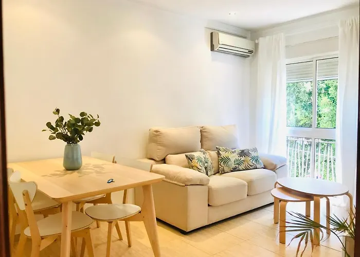 Great apartment in main avenue of Malaga center