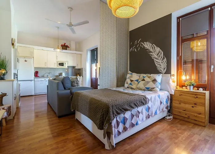 Malagasuite Old Town Apartment