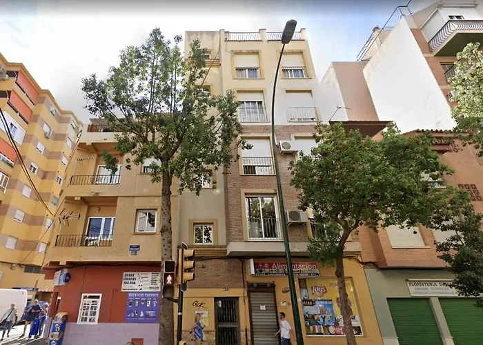 Holidays2Malaga Alameda Capuchinos 1 Bed & High Speed Wifi