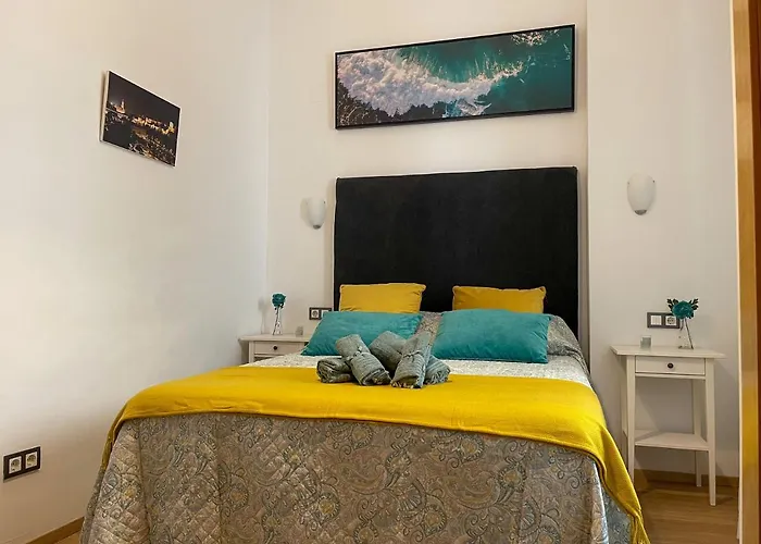 Quiet Apartment In The Heart Of Malaga Pool & Free Parking
