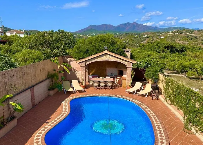 Chalet El Parral - Piscina Y Sala De Cine