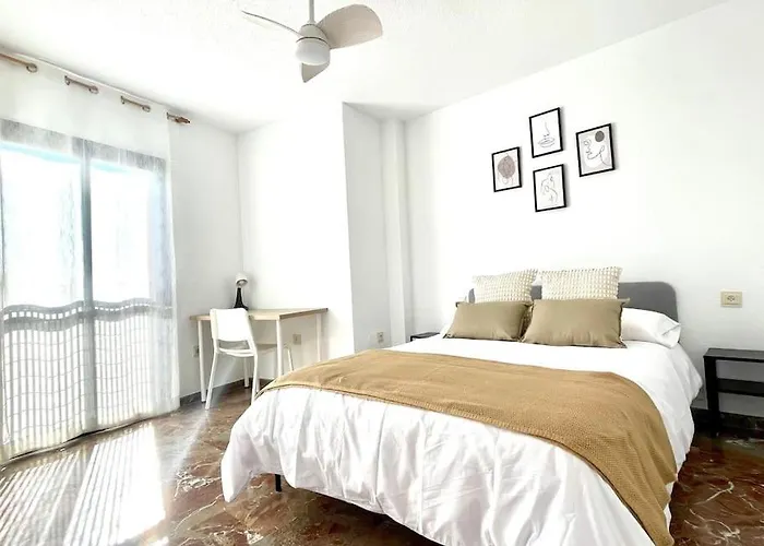 Beautiful & Sunny Apartment