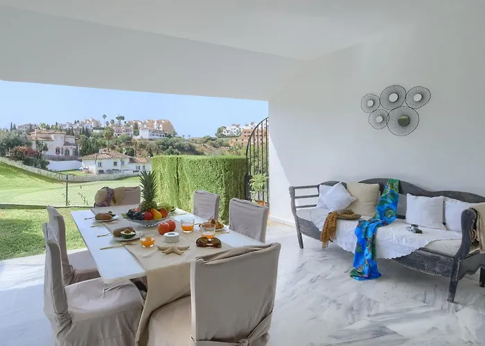 Spanish Charm House On The Miraflores Golf Course