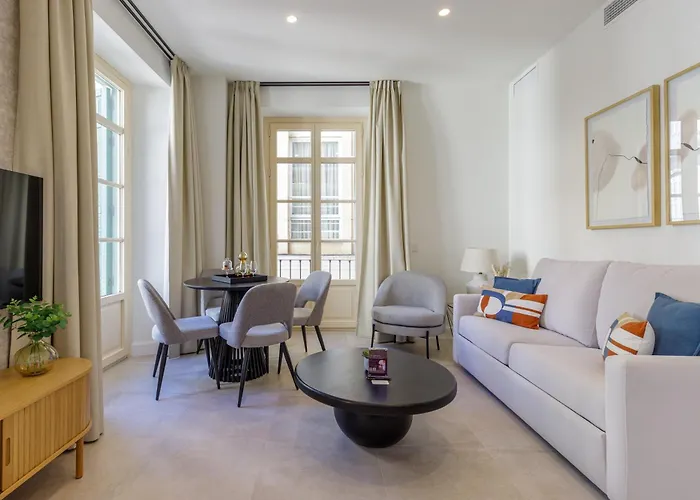 Plaza Del Siglo Suites & Boutique Apartments By Caleta Homes