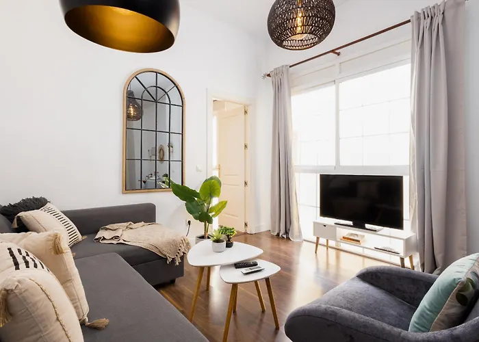 C87 - Nice Apartment Close to Teatro Cervantes