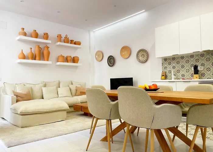 Piso Familiar Con Tres Habitaciones En La Goleta