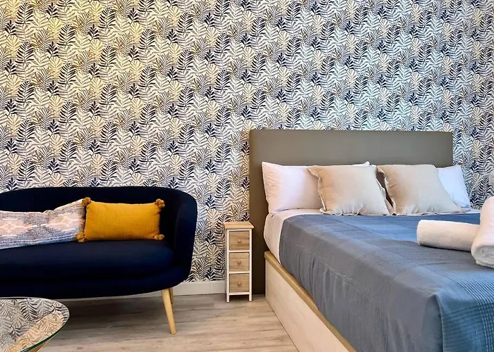Apartment With Private Rooftop By Easytrip