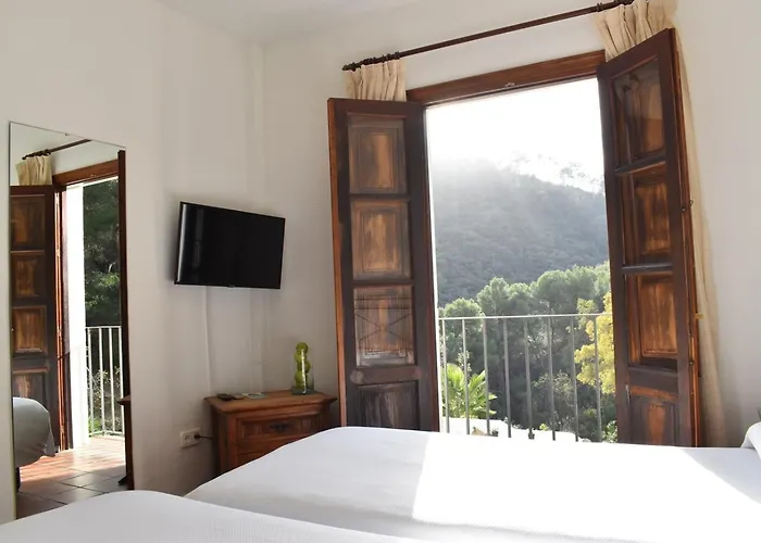 Hotel Humaina