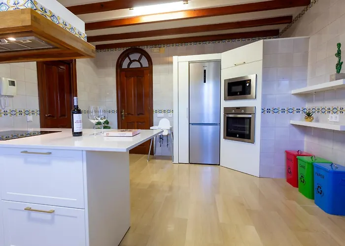 Andalusian Villa On The Sea And The Bay Of Malaga