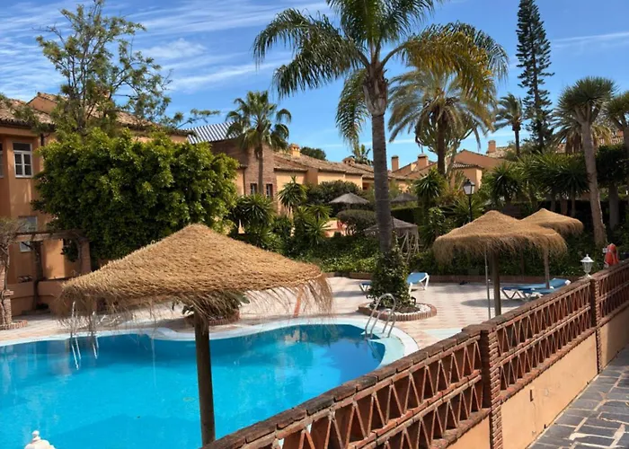 Riviera Del Sol Piscinas Playas Y Golf