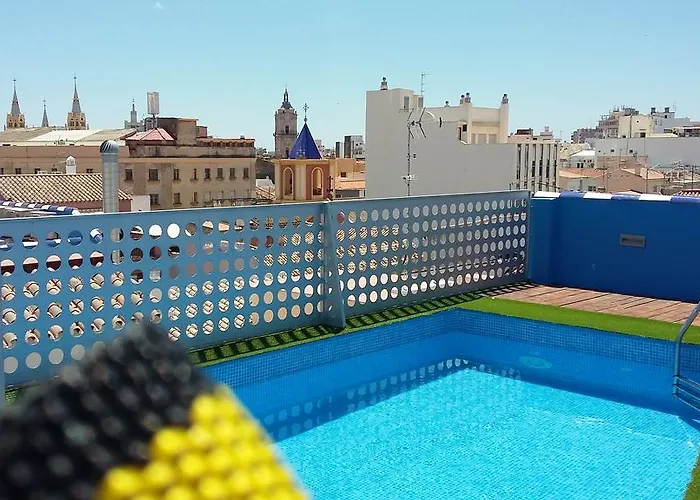 Homely Malaga Carreteria Con Piscina