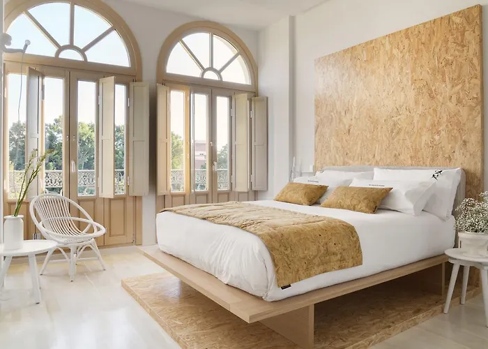Halcyon Days Designer Apartments By Ana Locking