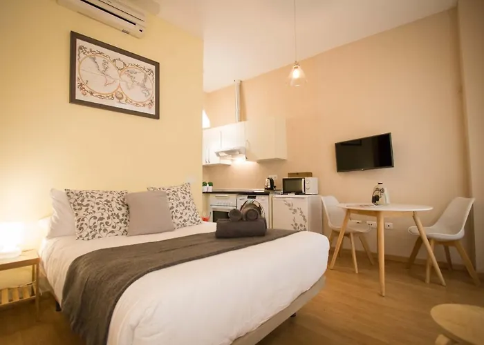 Holidays2Malaga Capitan High Speed Wifi