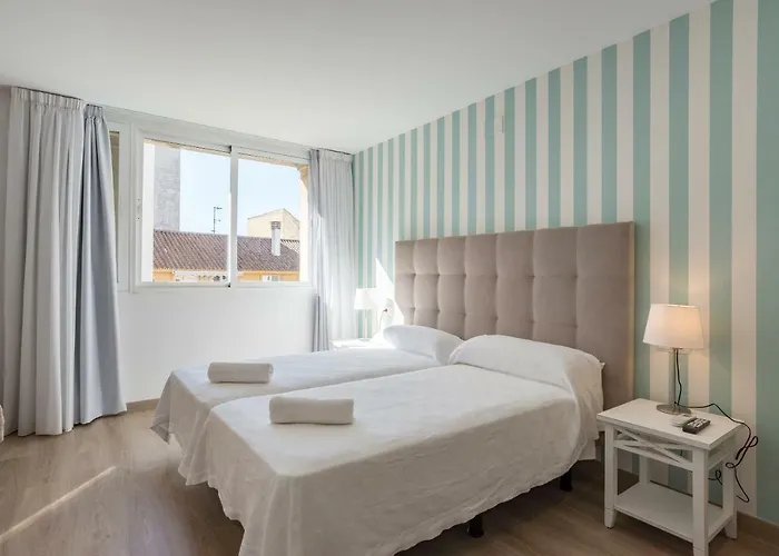 Urbe10 Atarazanas Premium Loft 4