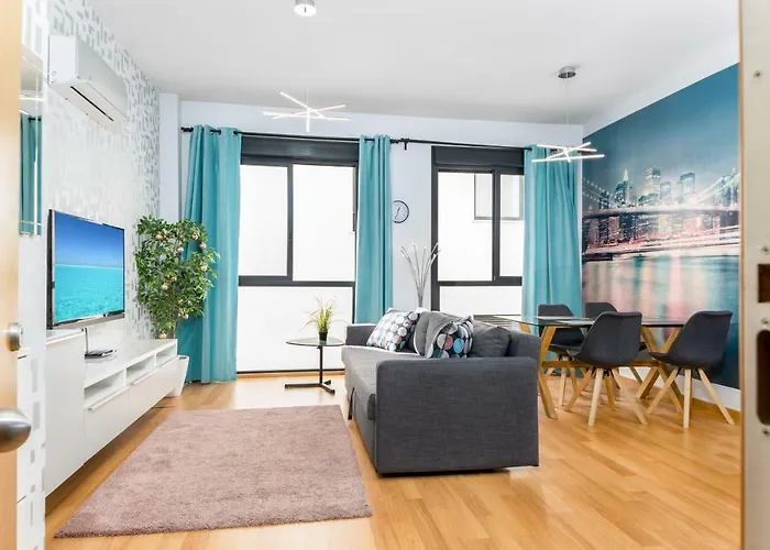 Suite Homes Stylish Central Apartment