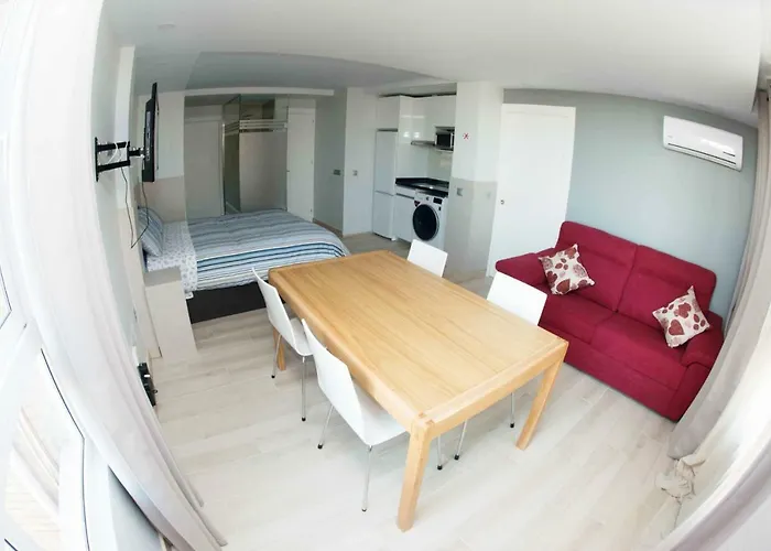 Modern & Stylish Loft With Breathtaking Views Free Wifi - Close To The Sea