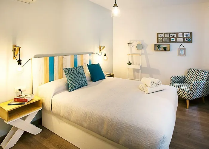 Bright&Quiet Apartment Malaga Center