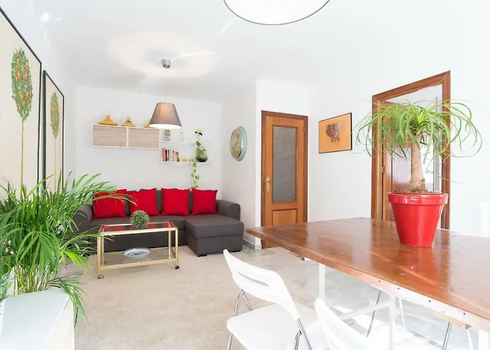 Ambc-Very Quiet Apartment Steps Away From Old Town