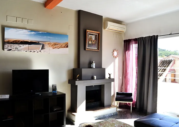 Apartamentos Marques De Guadiaro 1