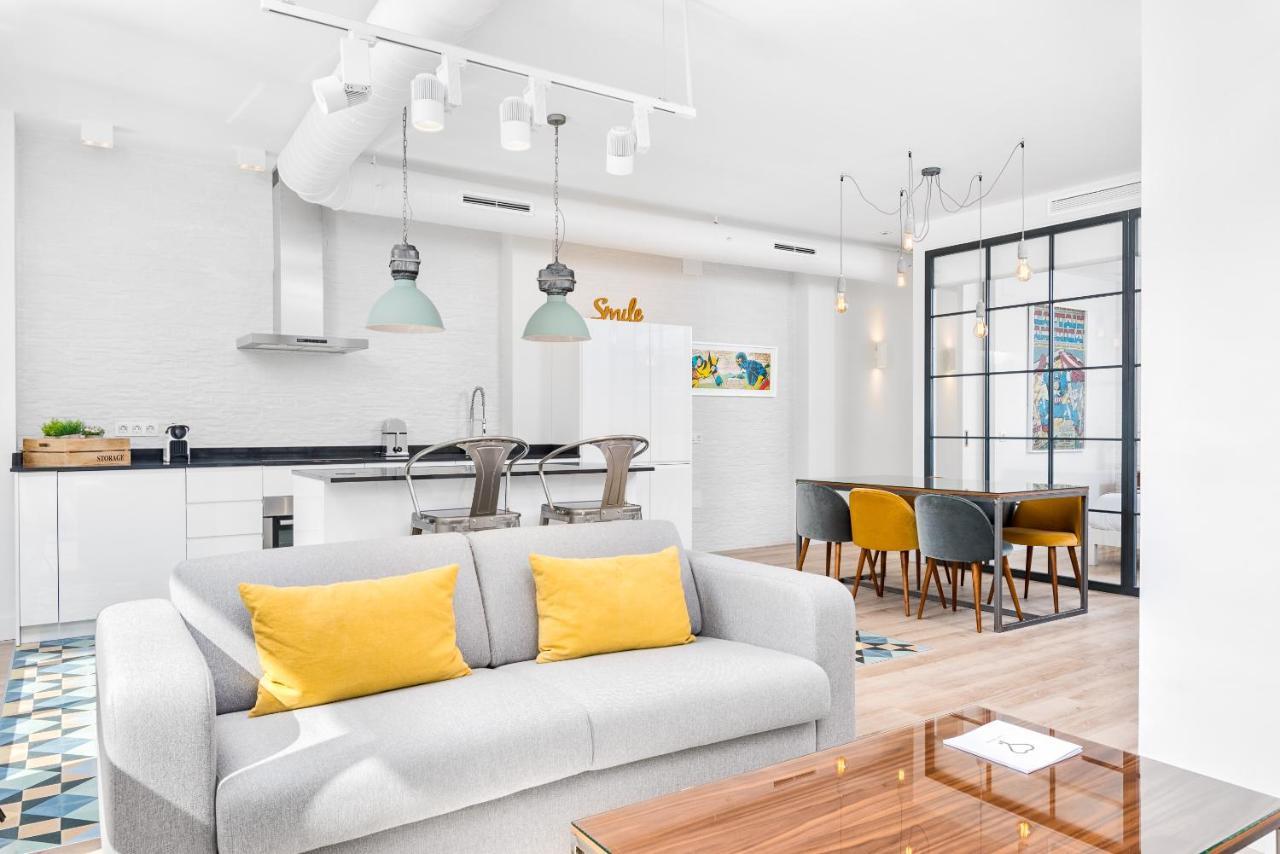 Iloftmalaga Plaza De Flores Apartamento Málaga