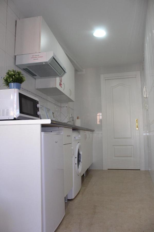 Apartment And New With Balcony Close To The 2ºb *