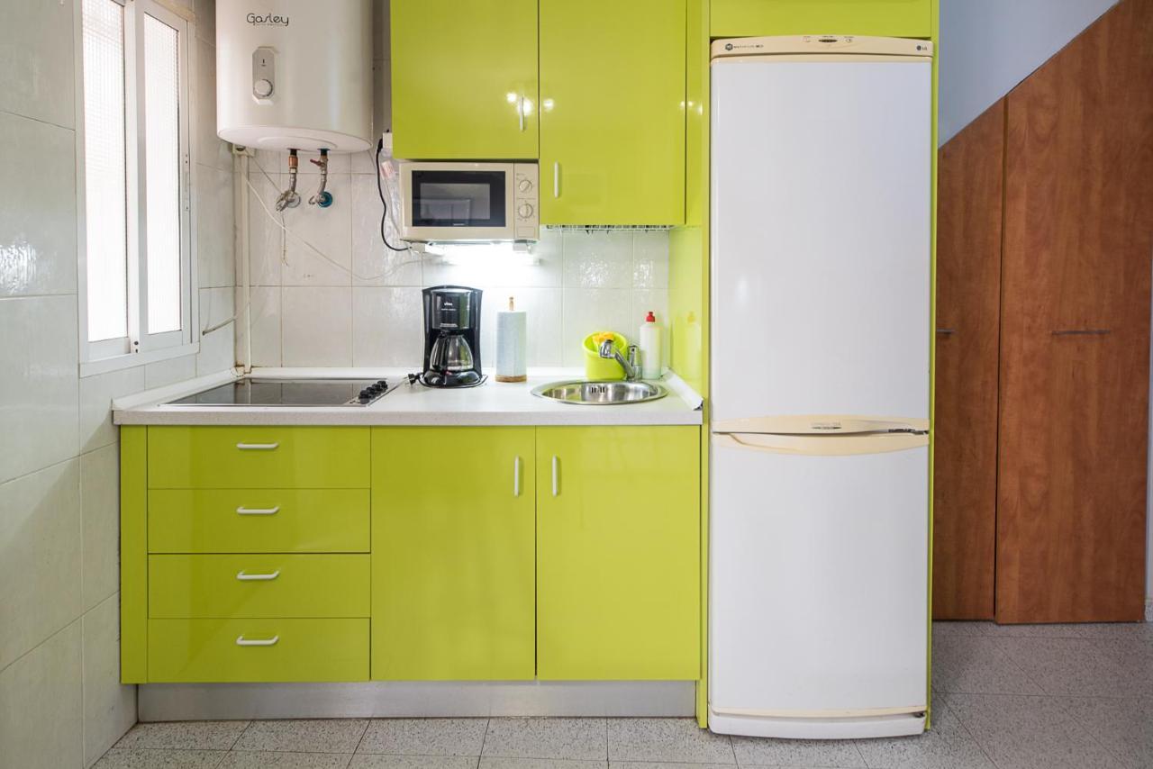 Malagaonbeach 1 - Two Bedrooms - Up To 3 People - 10 Meters Appartement