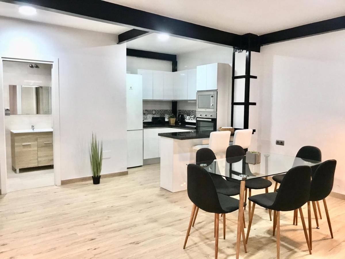 Apartamento Modern & Spacious In Plaza De La Merced *