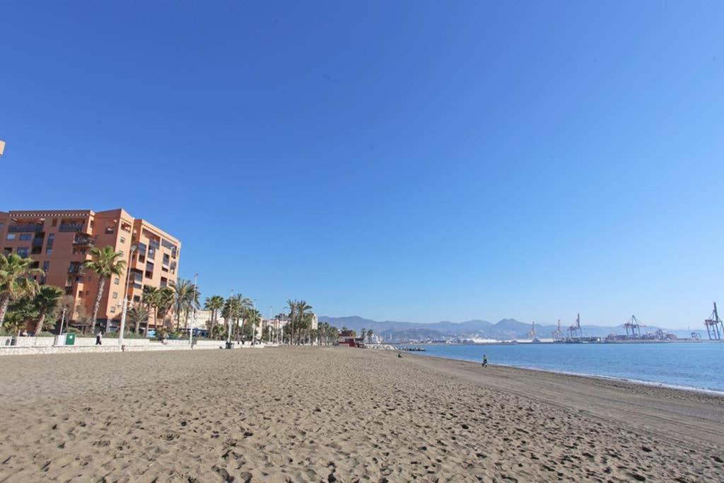 Appartamento ático Con Terraza Y Vistas, Parking Gratuito *