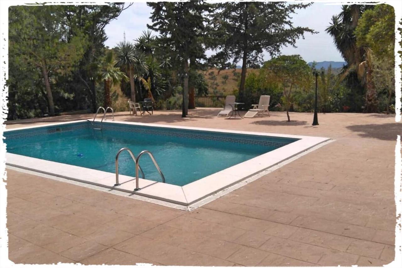 Holiday home Cortijo Casas Viejas