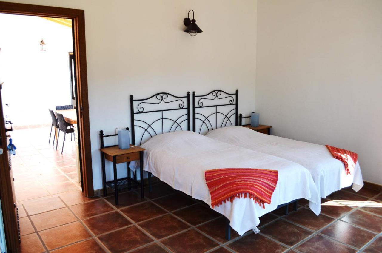 Cortijo Cantares *