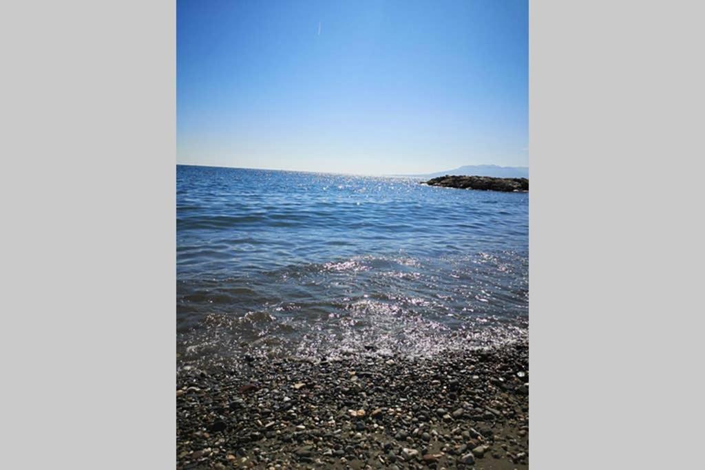 Completo, 2min De La Playa